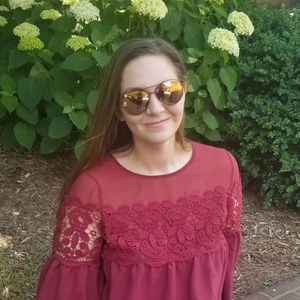 Meet your Posher, Stephanie